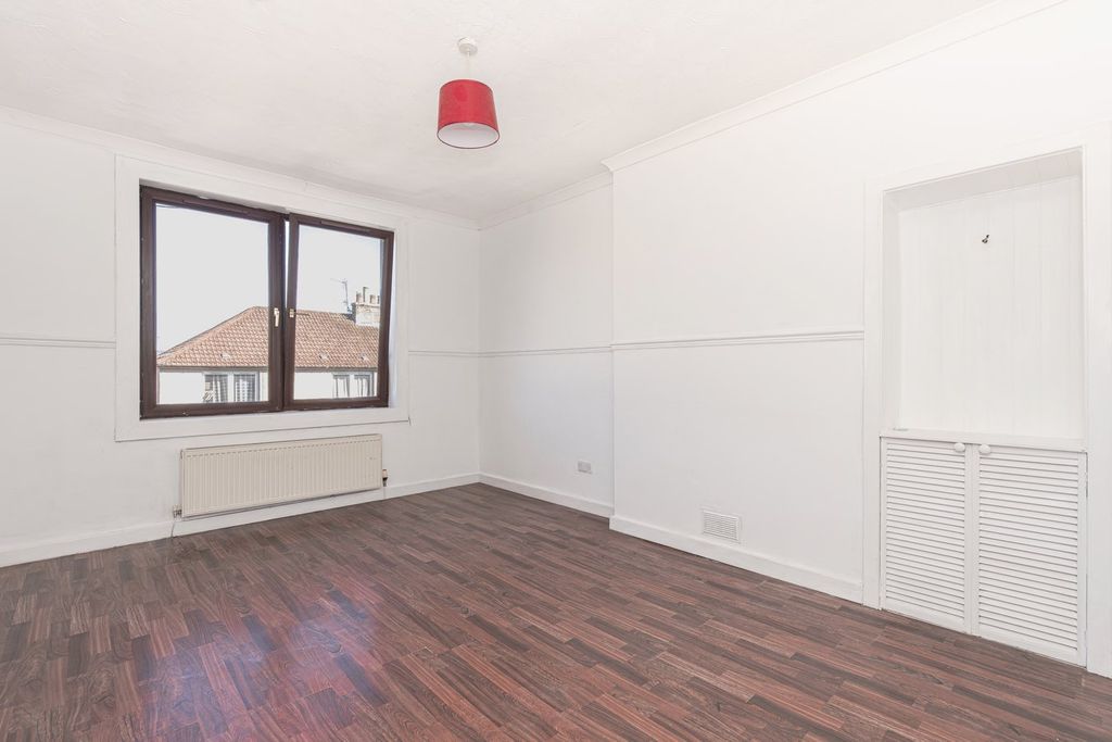 Additional image 7 of 2 bed flat for saleSmall Street, Lochgelly KY5