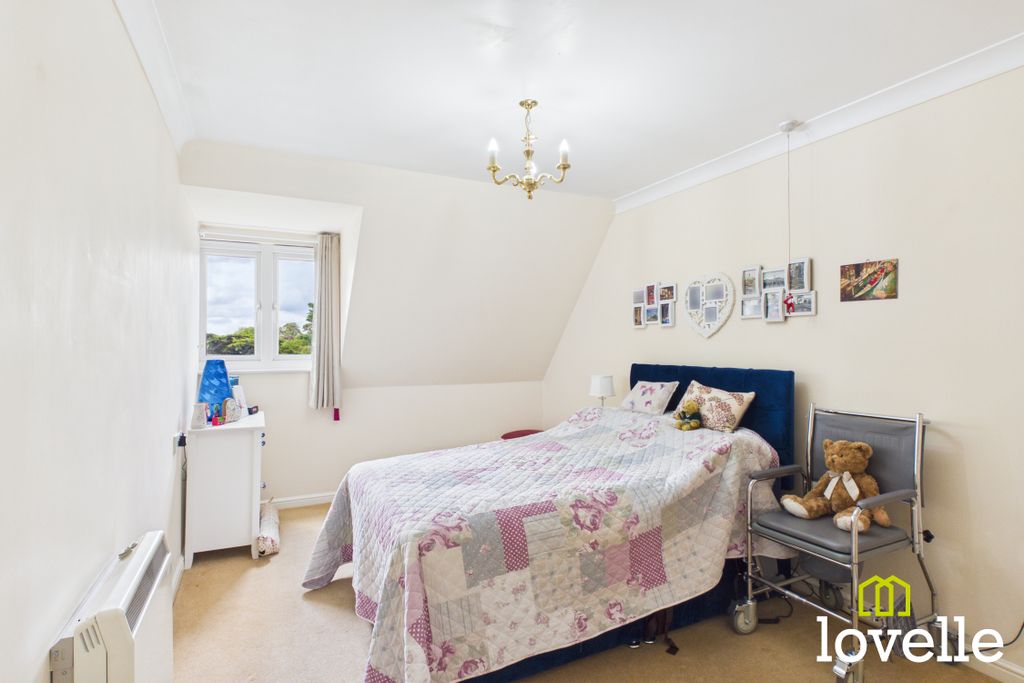 Additional image 13 of 2 bed flat for saleShardeloes Court Newgate Street, Cottingham HU16