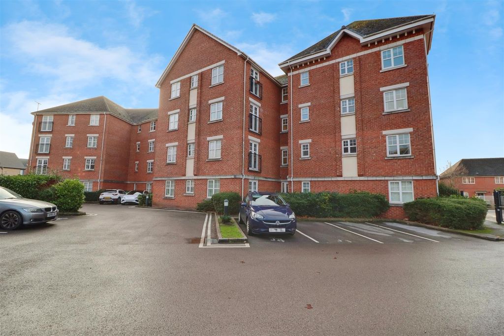 Additional image 3 of 2 bed flat for saleJunction House, Dale Way, Crewe CW1