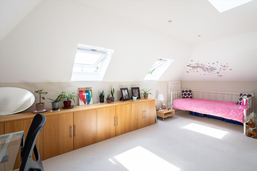 Additional image 18 of 5 bed detached house for saleHeath Ridge Green, Cobham, Surrey KT11