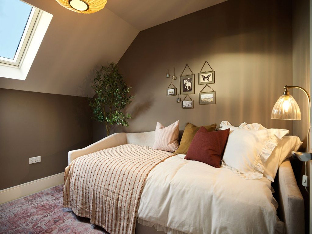 Additional image 9 of 4 bed semi-detached house for saleLeighwood Fields, Cranleigh, Surrey GU6