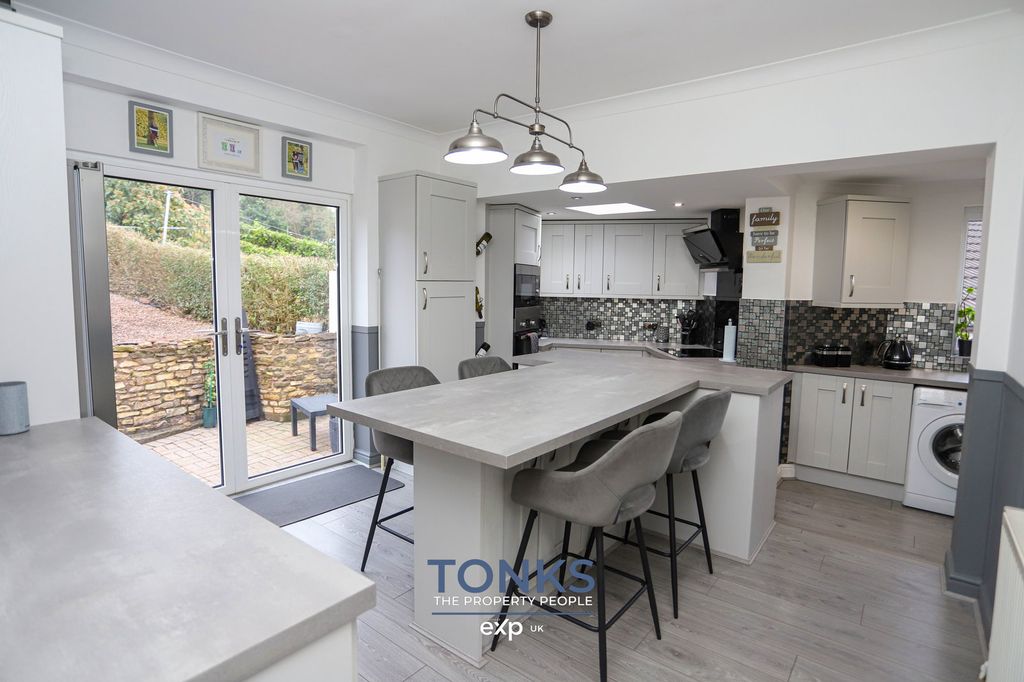 Additional image 6 of 2 bed bungalow for saleStation Road, Cradley Heath B64