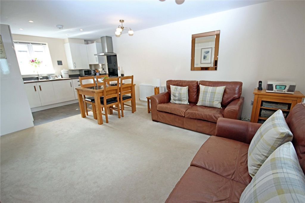 2 bed flat for saleShearwater Way, Seaton, Devon EX12 photo 5