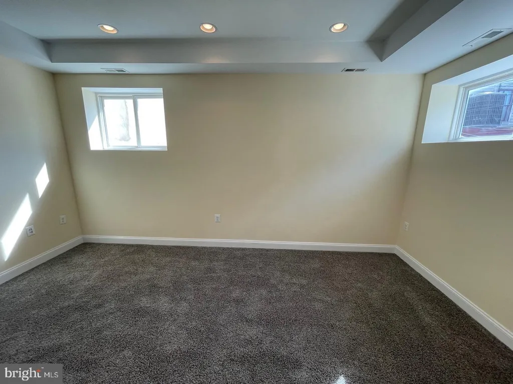 Additional image 12 of 532 8th Street SE Unit 2, Washington, DC 20003