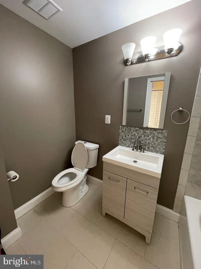 Additional image 26 of 532 8th Street SE Unit 2, Washington, DC 20003
