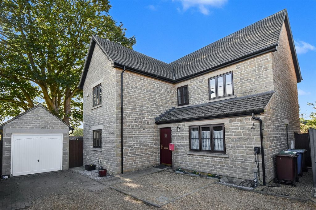 Additional image 12 of 4 bed detached house for saleNN17, Lorraine Gardens, Weldon