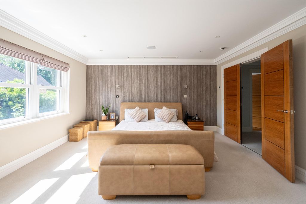 Additional image 13 of 5 bed detached house for saleHeath Ridge Green, Cobham, Surrey KT11