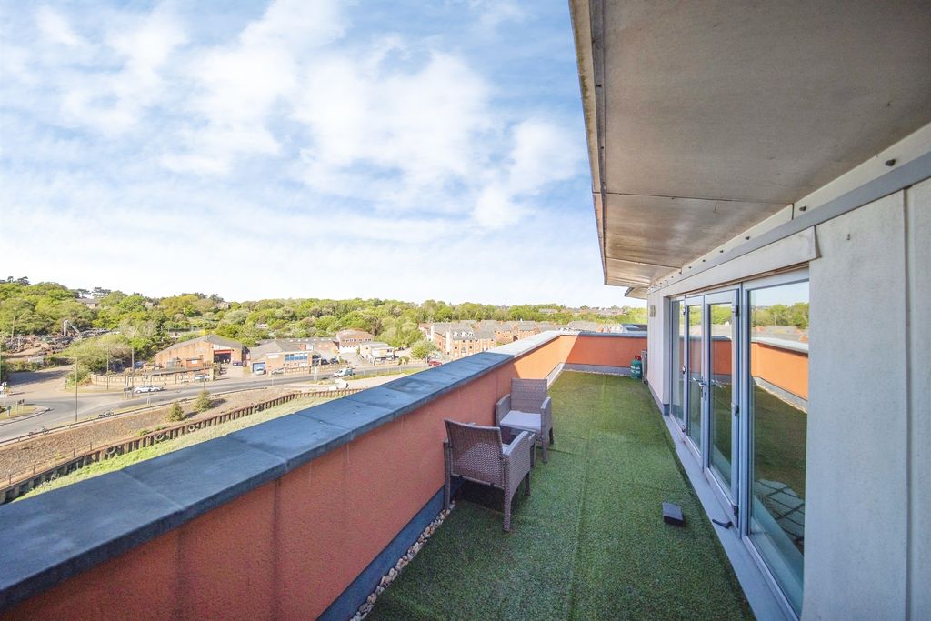 Additional image 9 of 3 bed penthouse for saleCaelum Drive, Colchester CO2