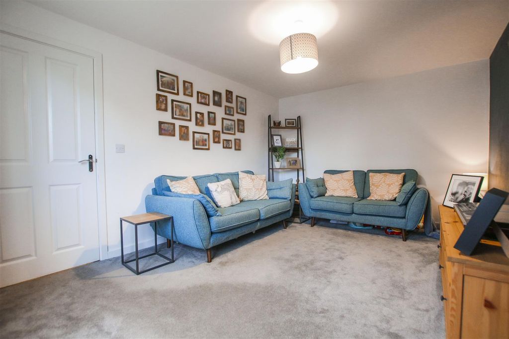 Additional image 16 of 5 bed detached house for saleLanky Gardens, Colne BB8