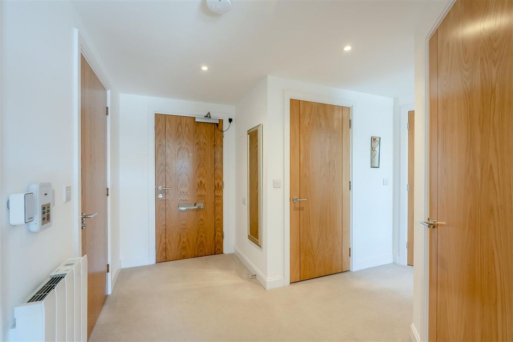 Additional image 14 of 2 bed flat for saleLancer House, Butt Road, Colchester CO2