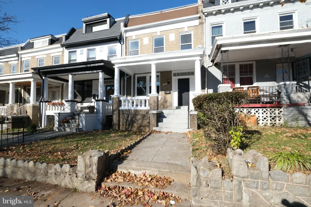 Additional image 26 of 727 Otis Place NW, Washington, DC 20010