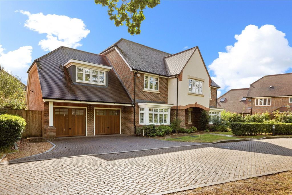 Additional image 8 of 5 bed detached house for saleLeith Way, Cranleigh, Surrey GU6