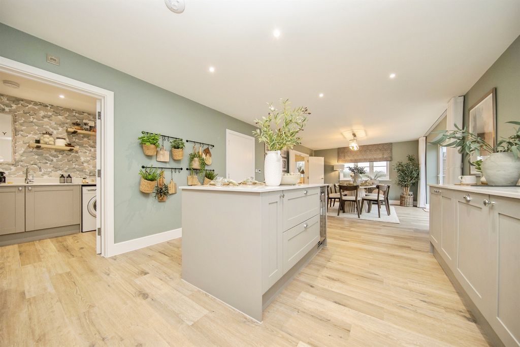 Additional image 7 of 4 bed detached house for saleBraiswick, Colchester CO4