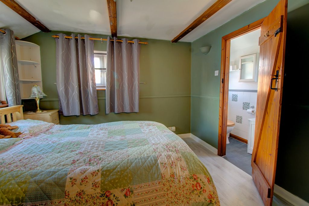 Additional image 18 of 4 bed detached house for saleIpswich Road, Colchester CO4