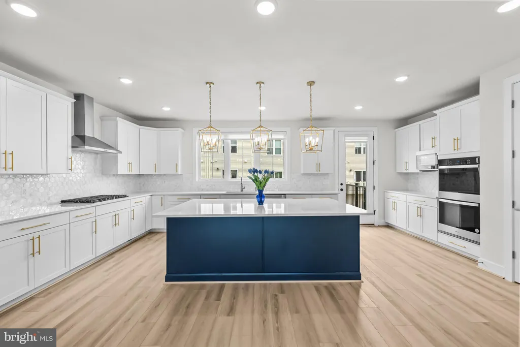 Additional image 18 of 42116 Waltz Terrace, Ashburn, VA 20148