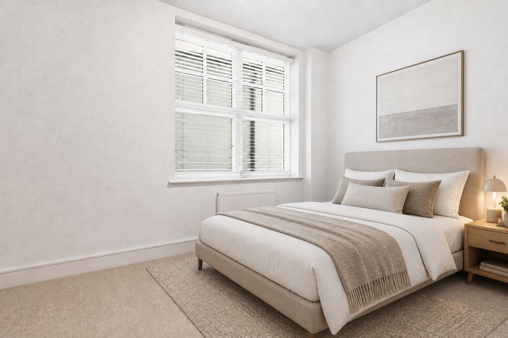 Additional image 7 of 2 bed flat for saleHigh Street, Colchester CO1