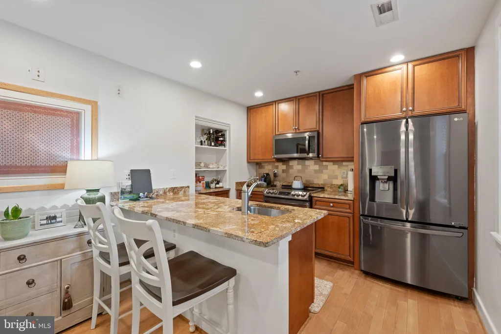 Additional image 9 of 424 E Capitol Street NE Unit 3, Washington, DC 20003