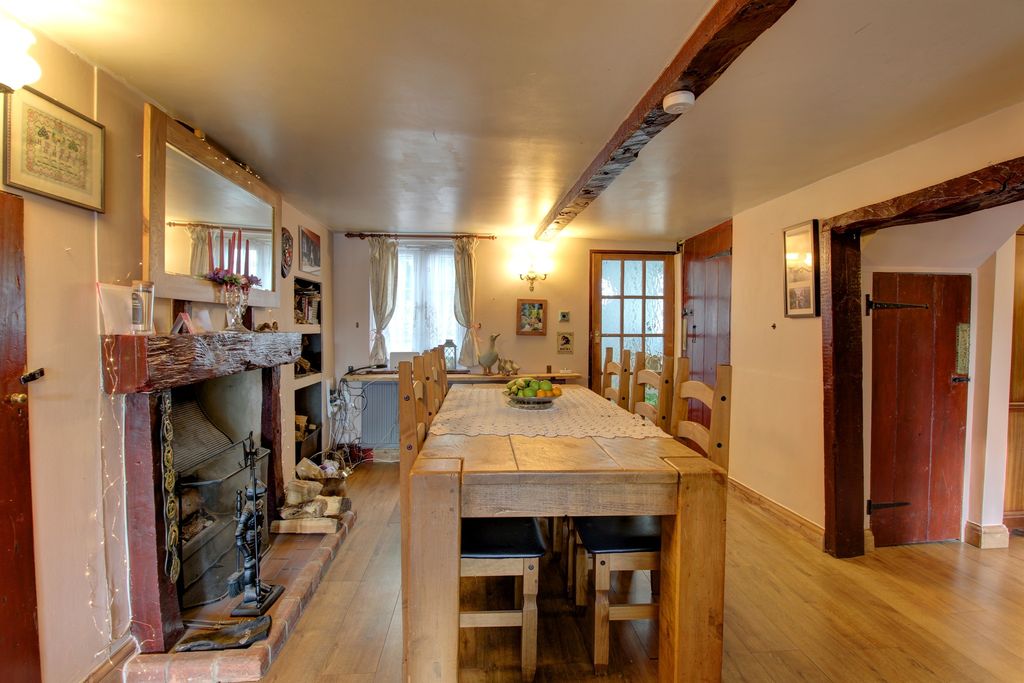 Additional image 3 of 4 bed detached house for saleIpswich Road, Colchester CO4