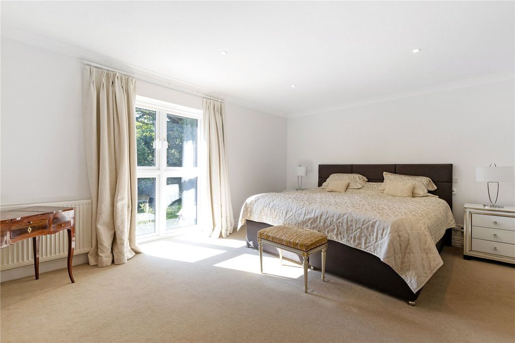 Additional image 11 of 5 bed detached house for saleQueensgate, Fairmile Lane, Cobham, Surrey KT11