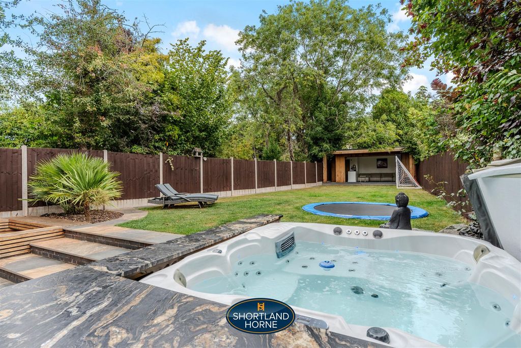 Additional image 14 of 5 bed detached house for saleBaginton Road, Styvechale, Coventry CV3