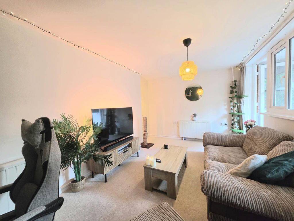 Additional image 4 of 1 bed flat for saleFlat, Jefford House, Copplestone Drive, Exeter EX4