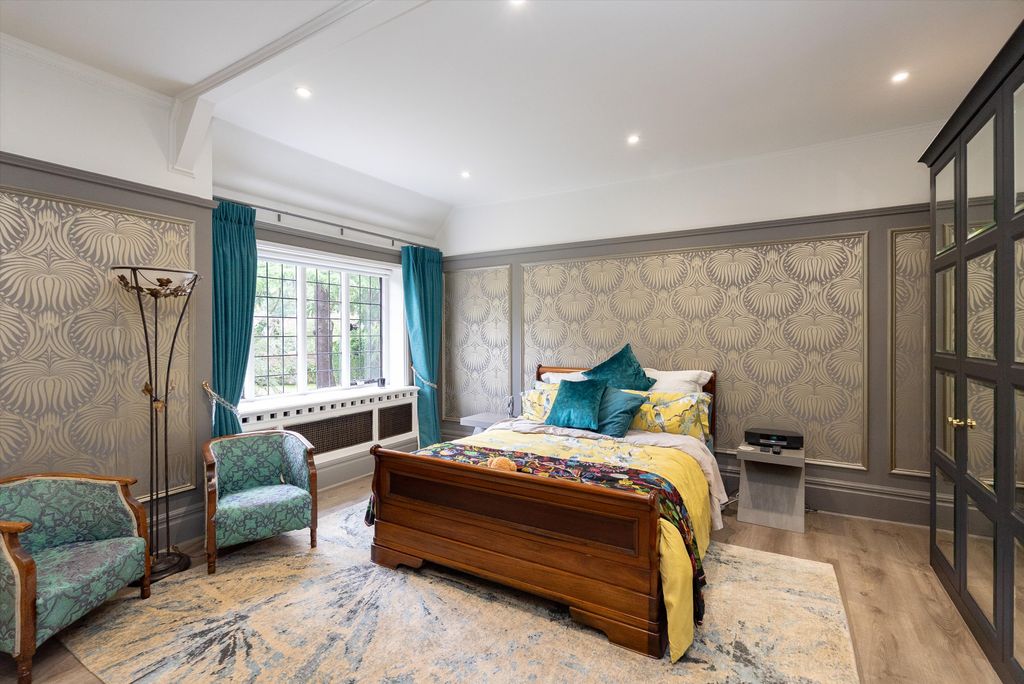 Additional image 17 of 8 bed semi-detached house for salePortsmouth Road, Cobham, Surrey KT11