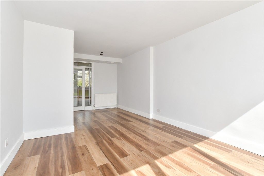 Additional image 10 of 2 bed maisonette for saleHailey Place, Cranleigh, Surrey GU6