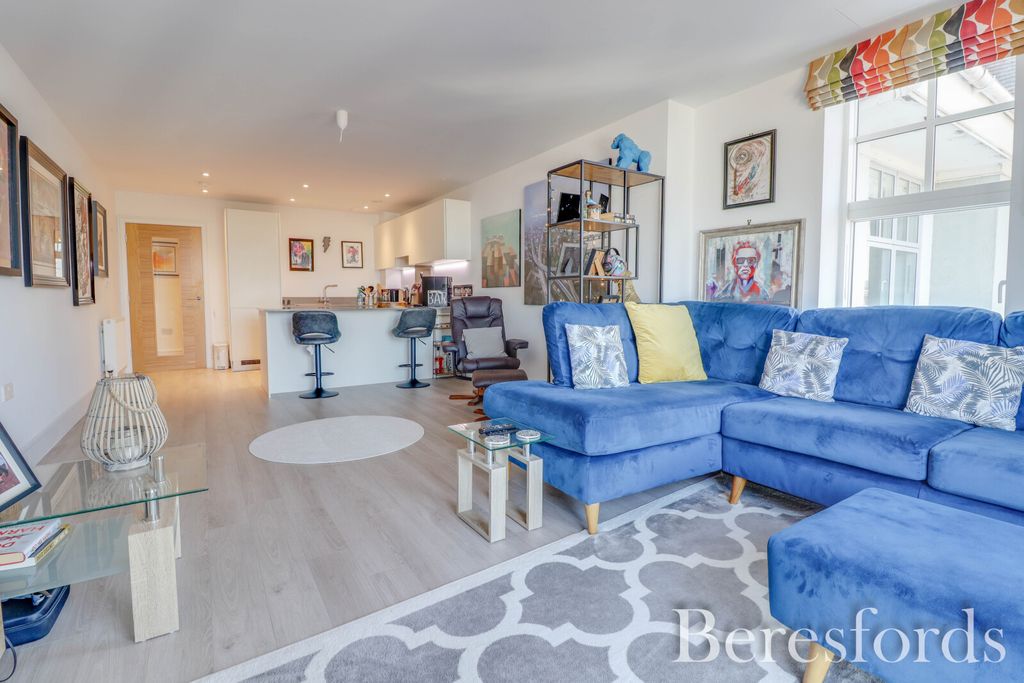 Additional image 6 of 2 bed flat for saleHigh Street, Colchester CO1