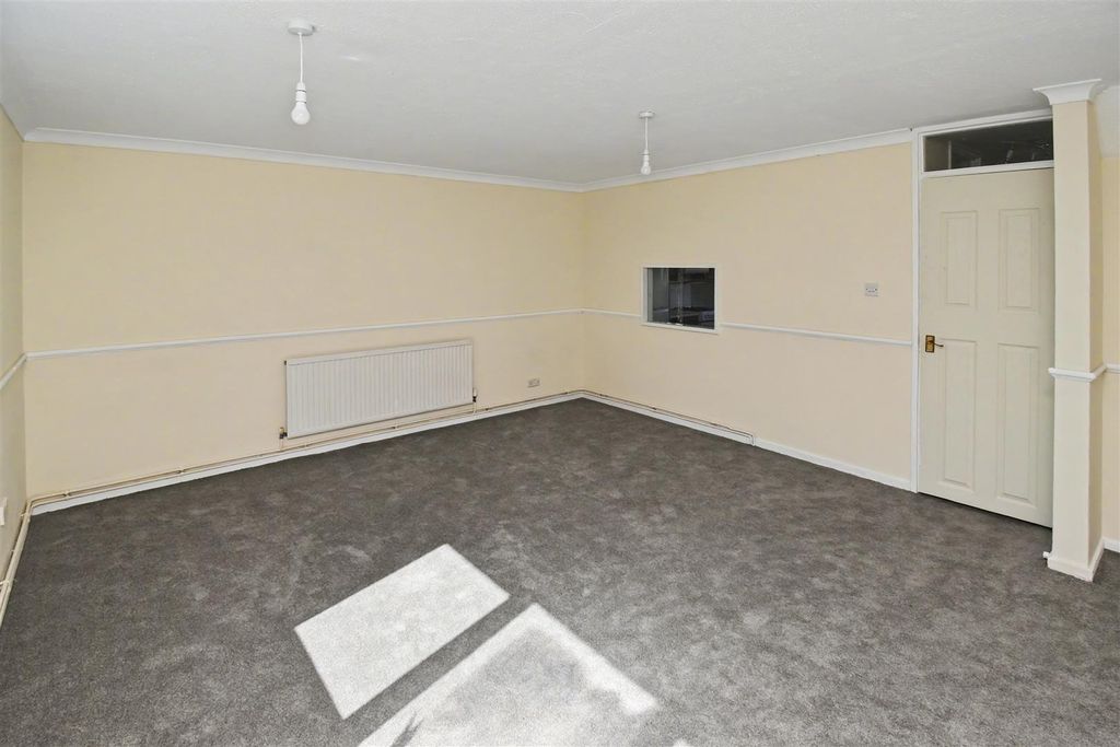 Additional image 3 of 3 bed maisonette for saleNN18, Dresden Close, Corby