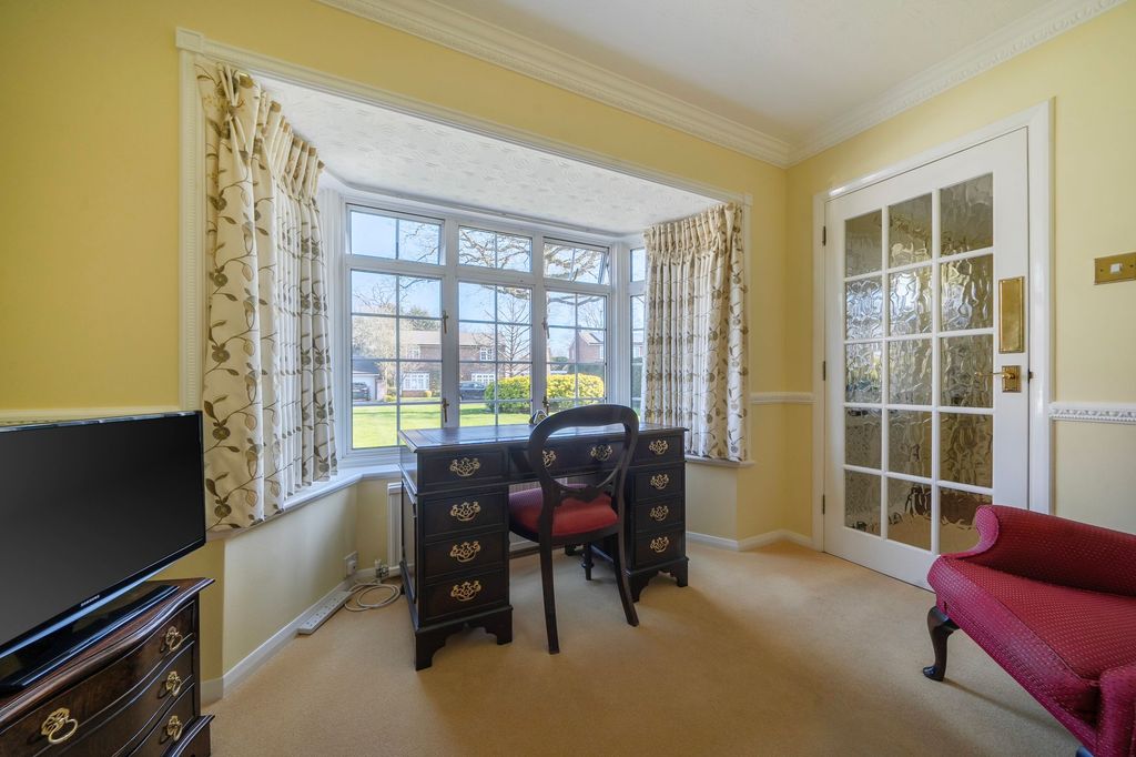 Additional image 7 of 4 bed detached house for saleCromwell Place, Cranleigh GU6