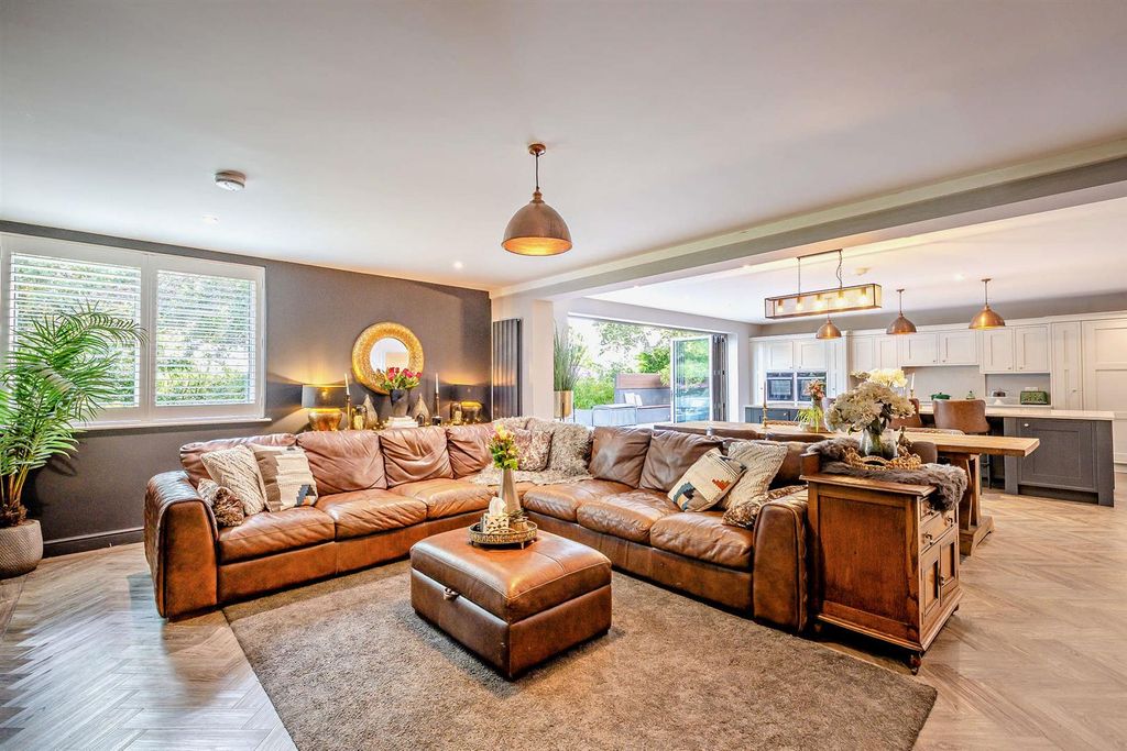 Additional image 14 of 5 bed detached house for saleNorth Avenue, Coventry CV2