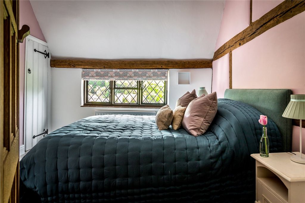 Additional image 32 of 6 bed detached house for saleAlfold Road, Cranleigh, Surrey GU6