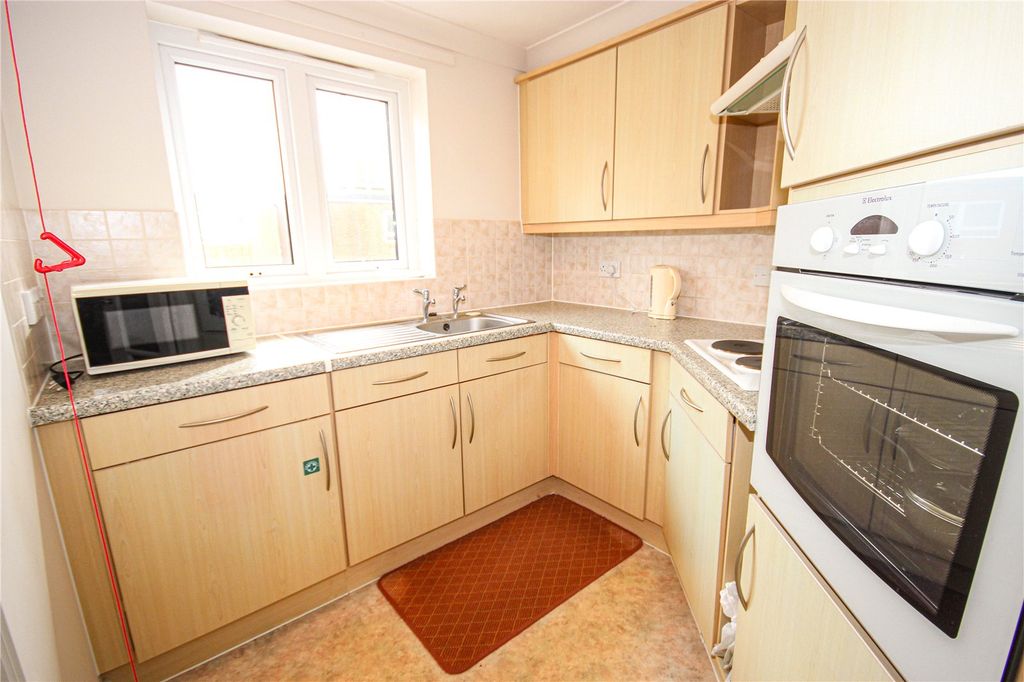 Additional image 2 of 2 bed flat for saleHaven Court, Harbour Road, Seaton EX12