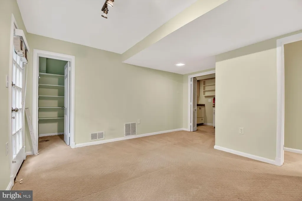 3018 New Mexico Avenue NW, Washington, DC 20016