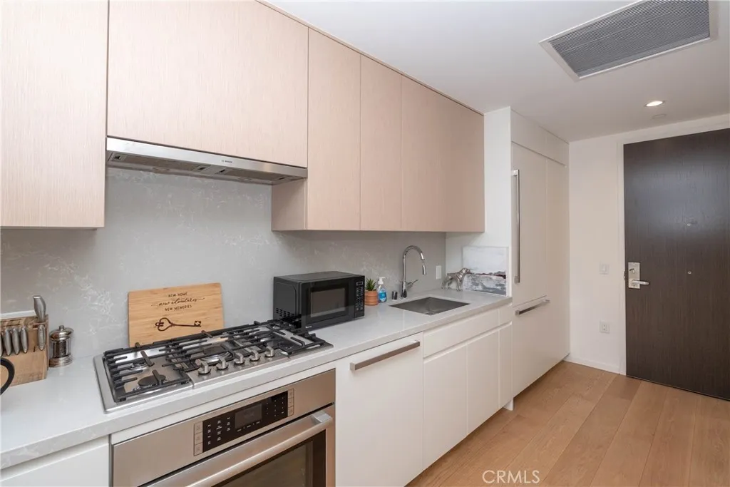Additional image 4 of 877 Francisco Street Unit 819, Los Angeles, CA 90017
