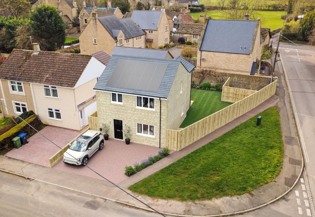 3 bed detached house for saleCharles Street, Corsham SN13