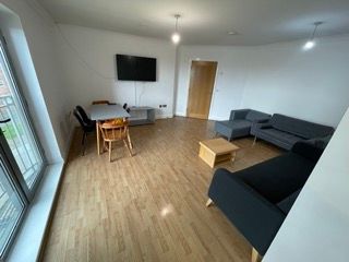 3 bed flat for saleDrapers Fields, Coventry CV1 photo 5