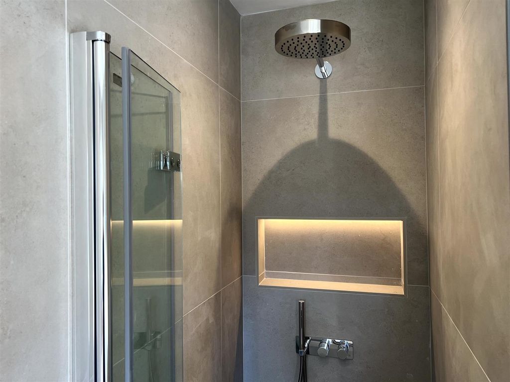 4 bed detached house for saleExclusive Development, Chelford Road, Somerford CW12 photo 5