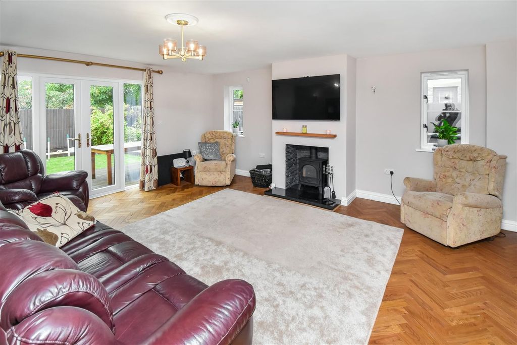 Additional image 2 of 4 bed detached house for saleNN17, Lorraine Gardens, Weldon