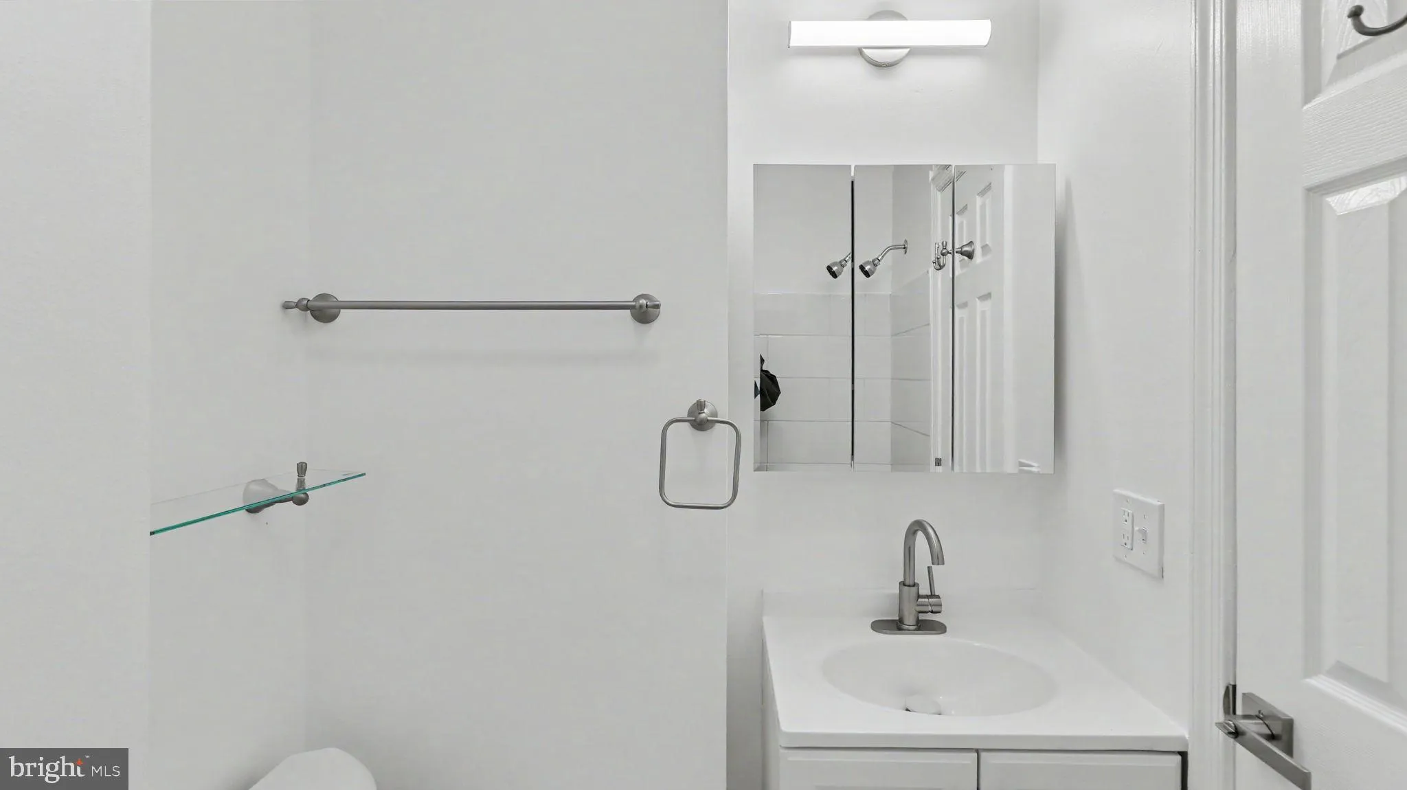 Additional image 38 of 1028 Kenyon Street NW, Washington, DC 20010