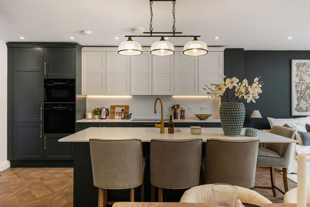 Additional image 7 of 4 bed detached house for saleHerb Grove, Banstead SM7