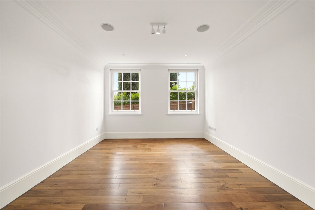 Additional image 8 of 5 bed detached house for saleSandy Lane, Cobham, Surrey KT11