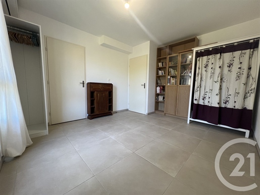 Additional image 7 of Cogolin (Var)