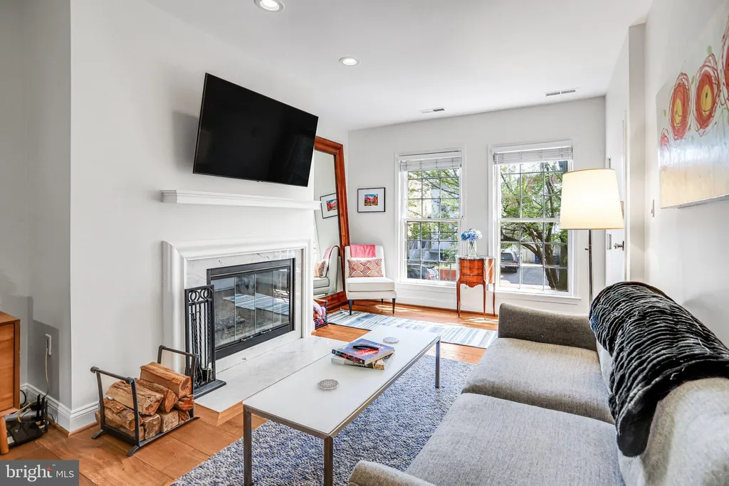 Additional image 6 of 212 3rd Street NE Unit A, Washington, DC 20002