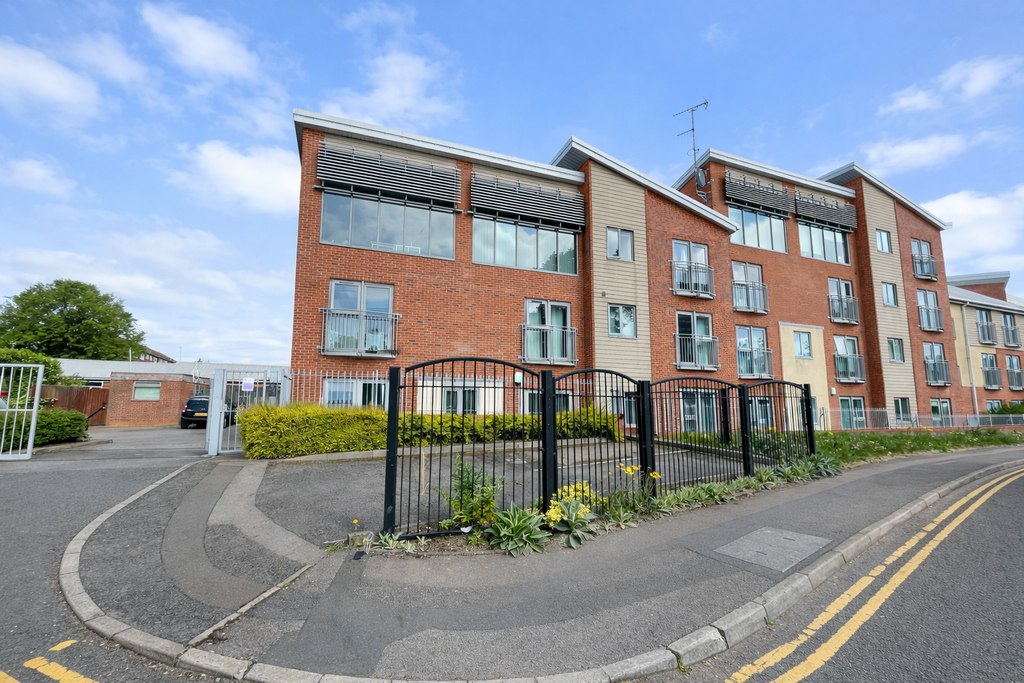 3 bed flat for saleMandara Point, Drapers Fields, Coventry CV1