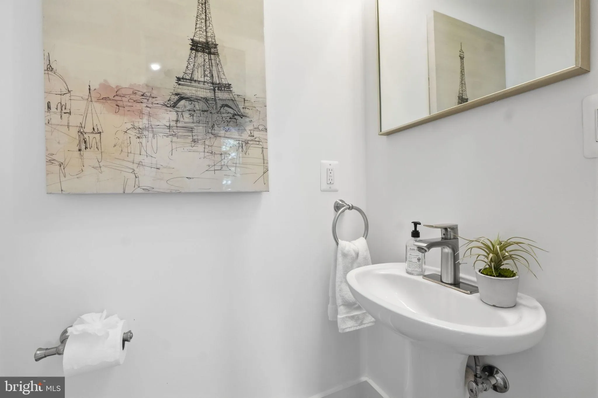 Additional image 48 of 401 11th Street SE, Washington, DC 20003