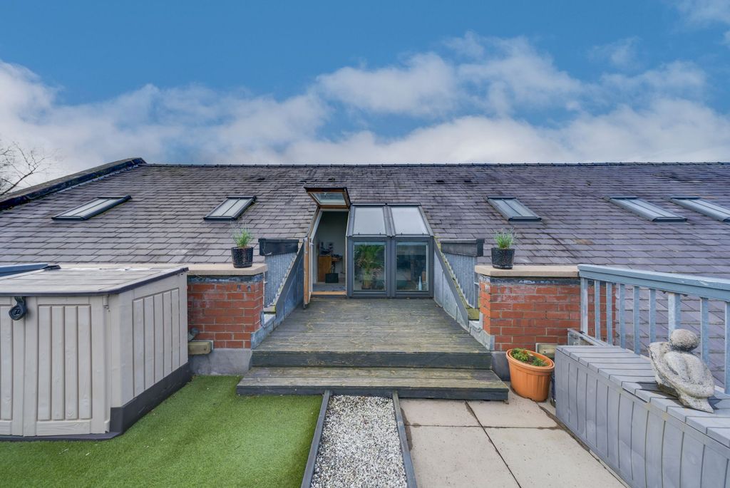 Additional image 21 of 3 bed flat for saleWestholme Close, Congleton CW12