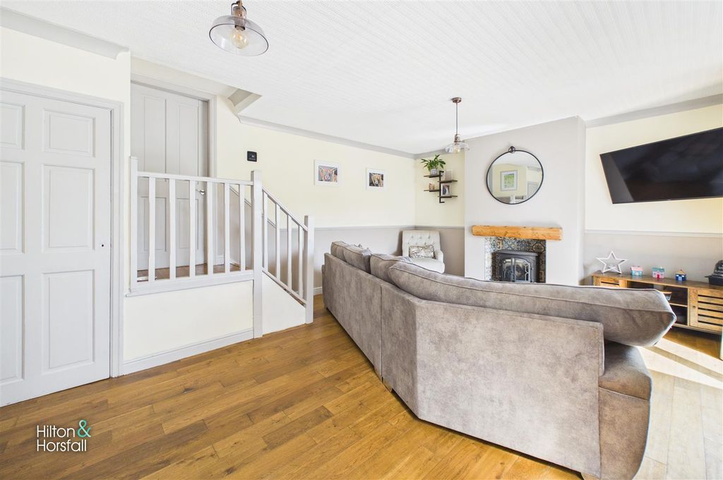 Additional image 4 of 3 bed semi-detached house for saleBarnfield Close, Colne BB8
