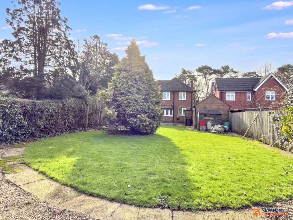 Additional image 4 of 3 bed detached house for saleBroom Leys Road, Coalville LE67