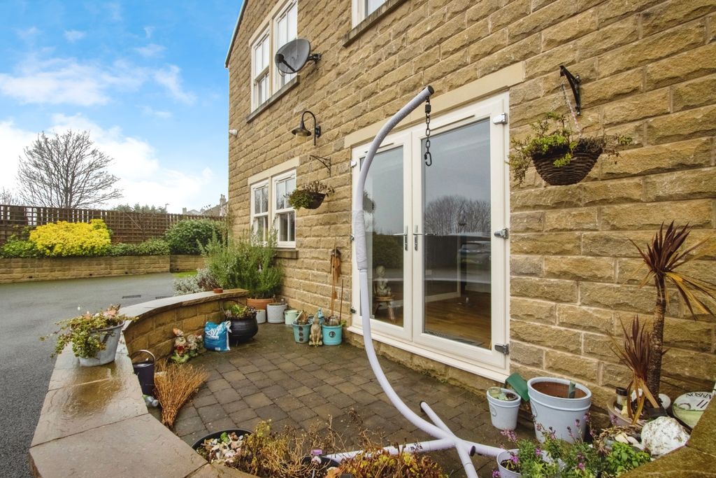 Additional image 14 of 2 bed flat for saleHalifax Road, Liversedge WF15